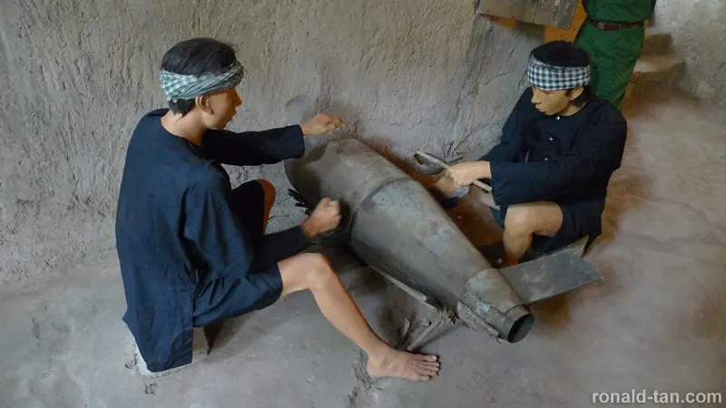 1 Day Cao Dai Temple & Cu Chi Tunnels Tour