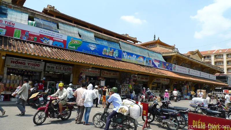 A Day in Ho Chi Minh City 1